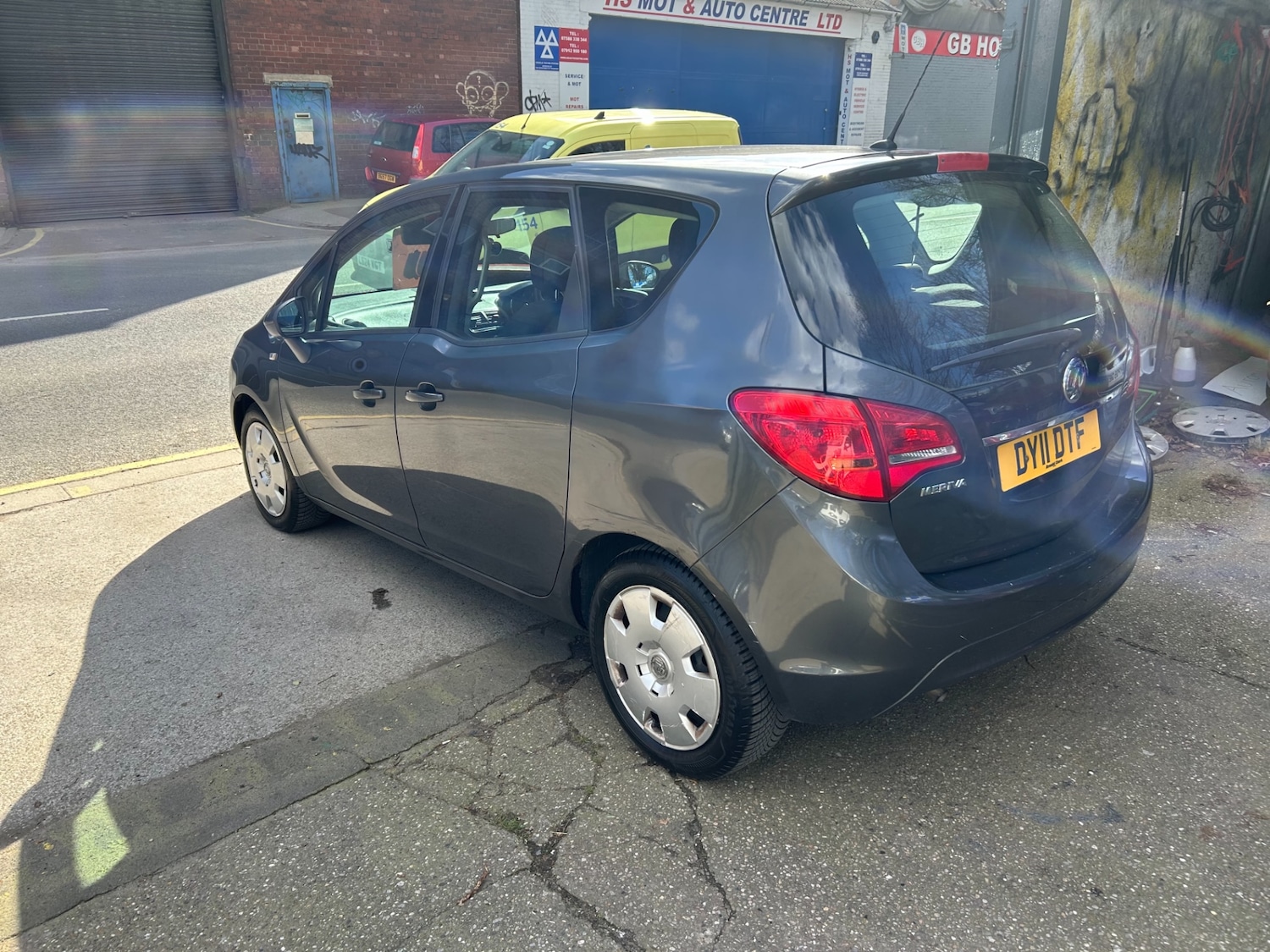 Used Vauxhall Meriva 2011 for sale - 77888897: Photo 4