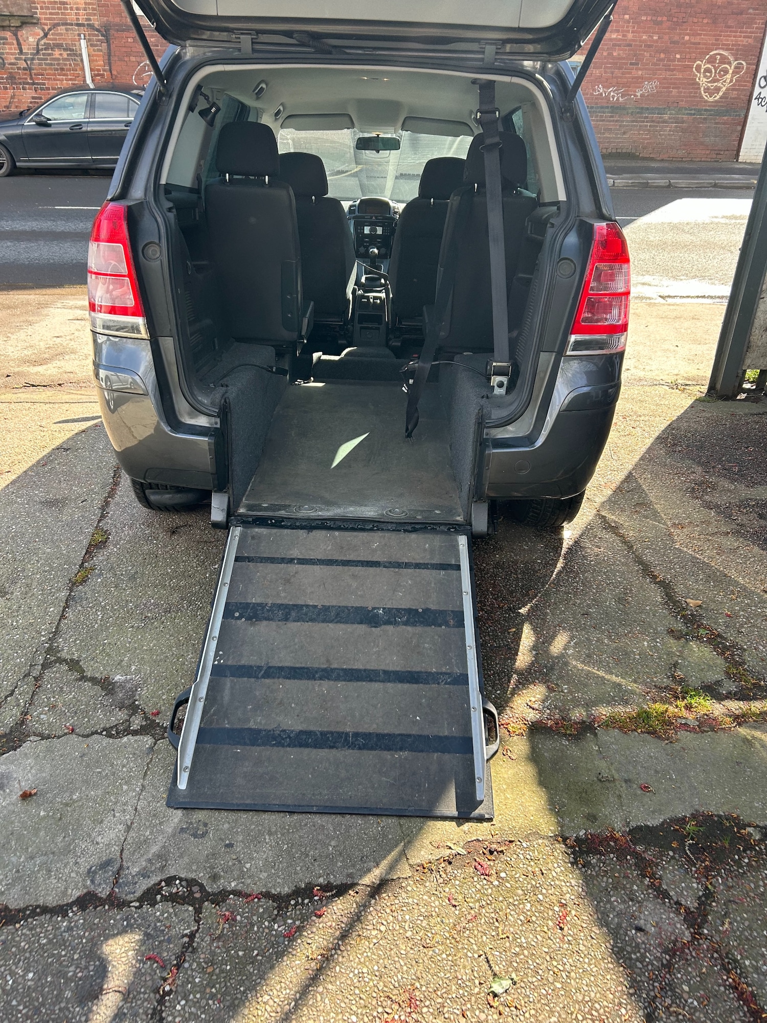 Used Vauxhall Zafira 2011 for sale - 78011667: Photo 8