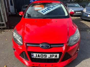 Used Ford Focus 2012 for sale - 76220316: Photo 2