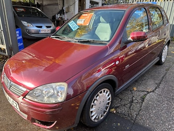 Used Vauxhall Corsa 2004 for sale - 76477209: Photo