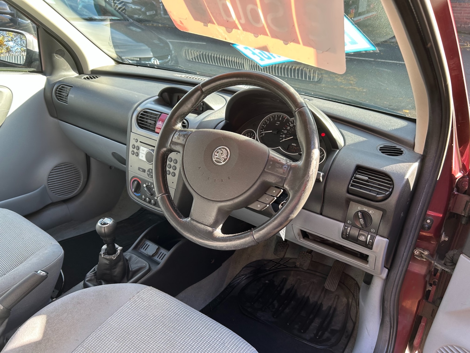 Used Vauxhall Corsa 2004 for sale - 76477209: Photo 6