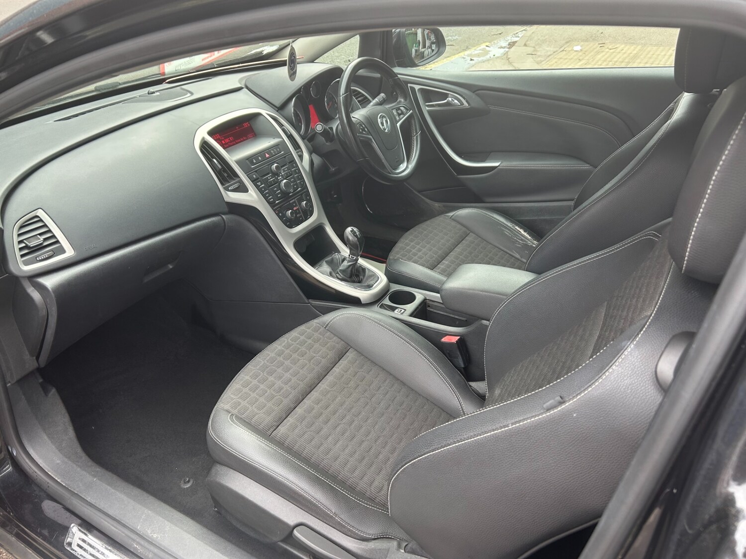 Used Vauxhall Astra GTC 2012 for sale - 78178054: Photo 7