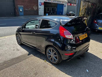 Used Ford Fiesta 2014 for sale - 79193759: Photo