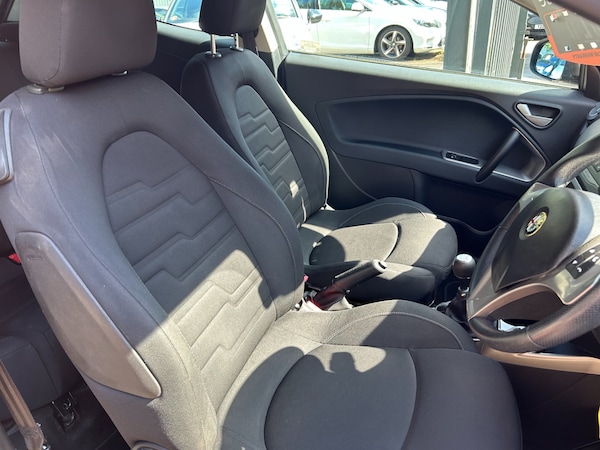 Used Alfa Romeo MiTo 2014 for sale - 75523532: Photo 6