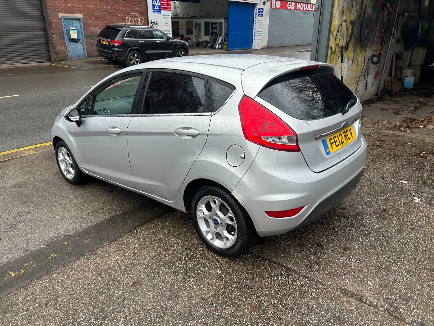 Used Ford Fiesta 2012 for sale - 77271077: Photo 4