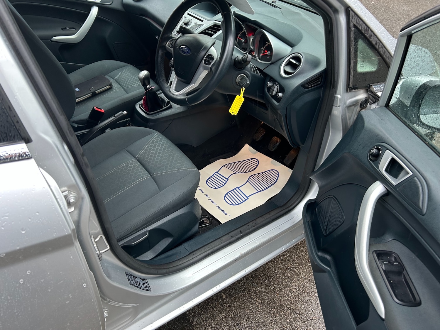 Used Ford Fiesta 2012 for sale - 77271077: Photo 6