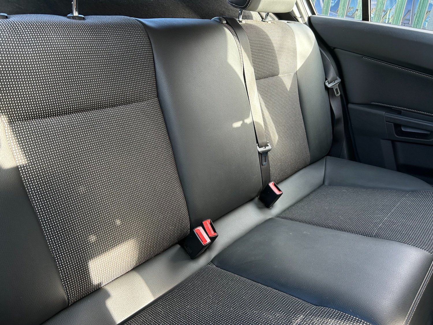 Used Vauxhall Astra 2010 for sale - 77311327: Photo 11