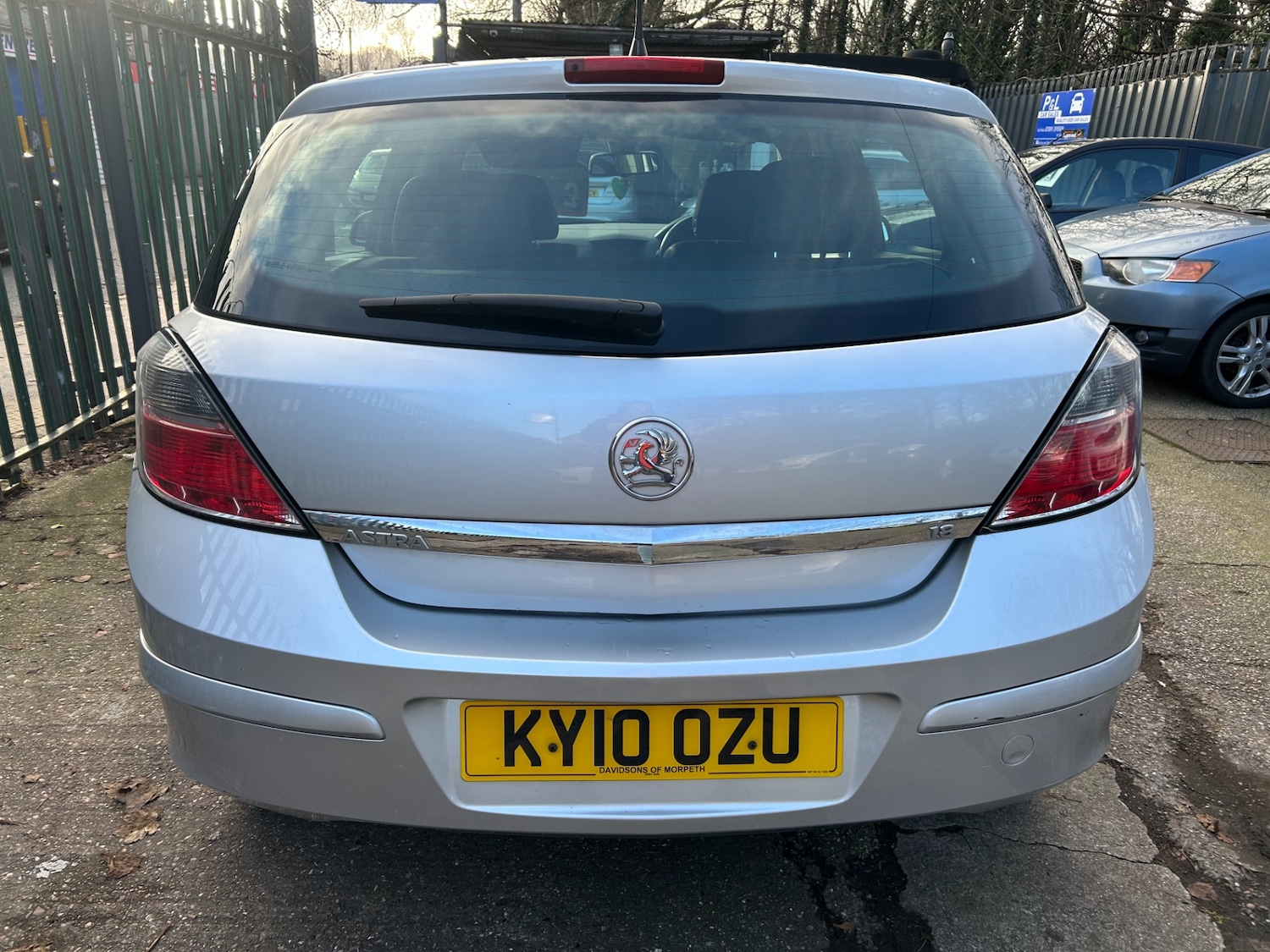 Used Vauxhall Astra 2010 for sale - 77311327: Photo 5