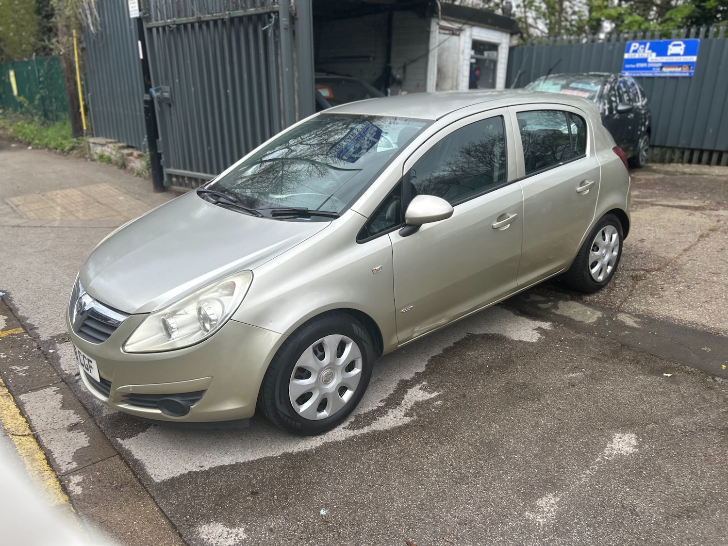 Used Vauxhall Corsa 2008 for sale - 78177448: Photo 2