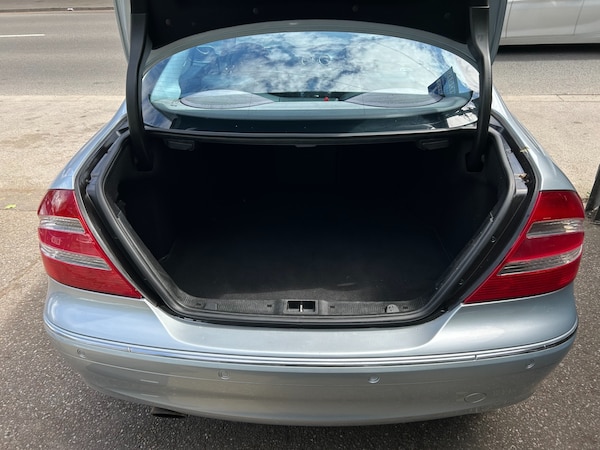 Used Mercedes-Benz CLK 2005 for sale - 74550116: Photo 11