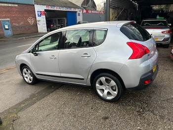 Used Peugeot 3008 2013 for sale - 77629133: Photo