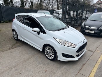 Used Ford Fiesta 2014 for sale - 77997335: Photo