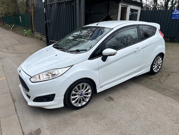 Used Ford Fiesta 2014 for sale - 77997335: Photo