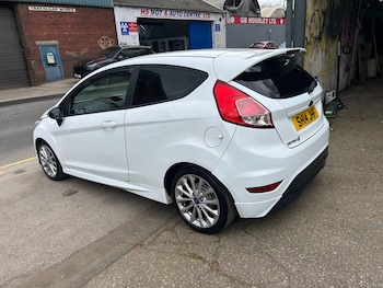 Used Ford Fiesta 2014 for sale - 77997335: Photo