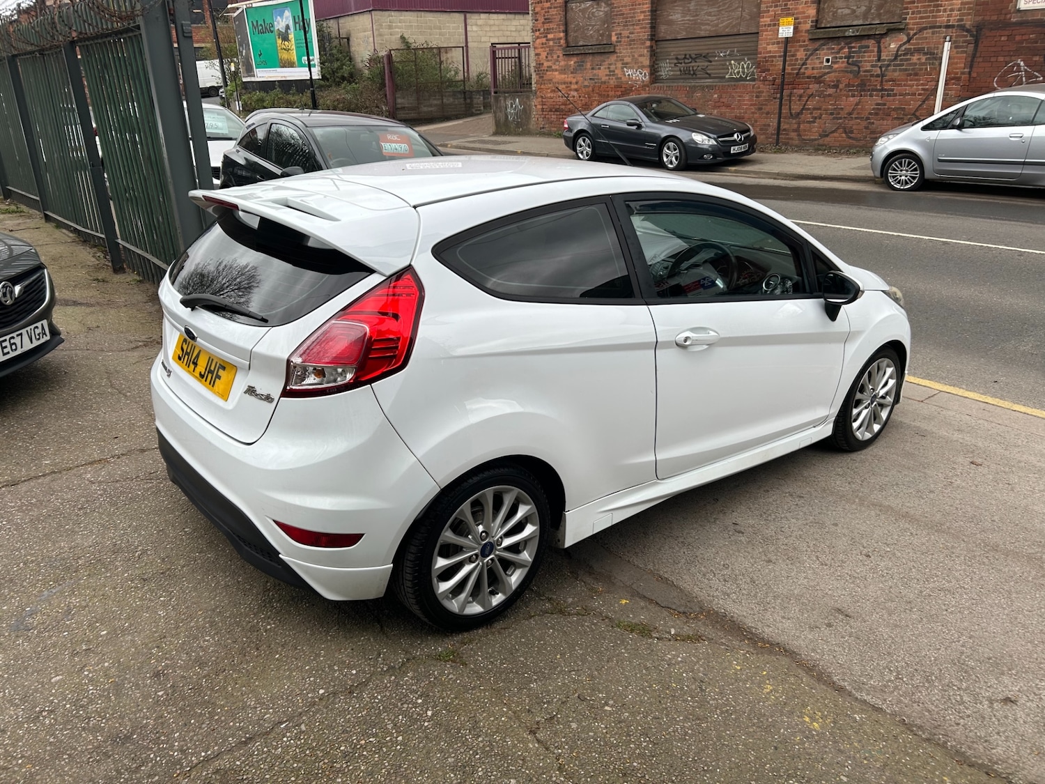 Used Ford Fiesta 2014 for sale - 77997335: Photo 5