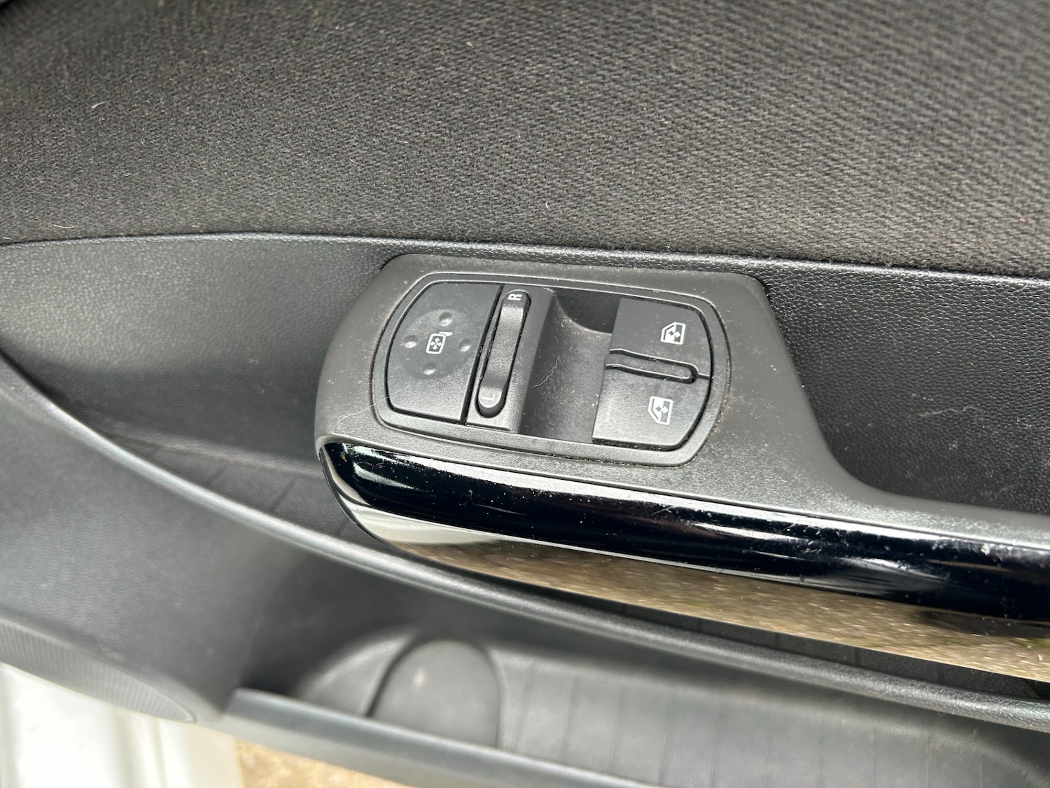 Used Vauxhall Corsa 2013 for sale - 77962498: Photo 12