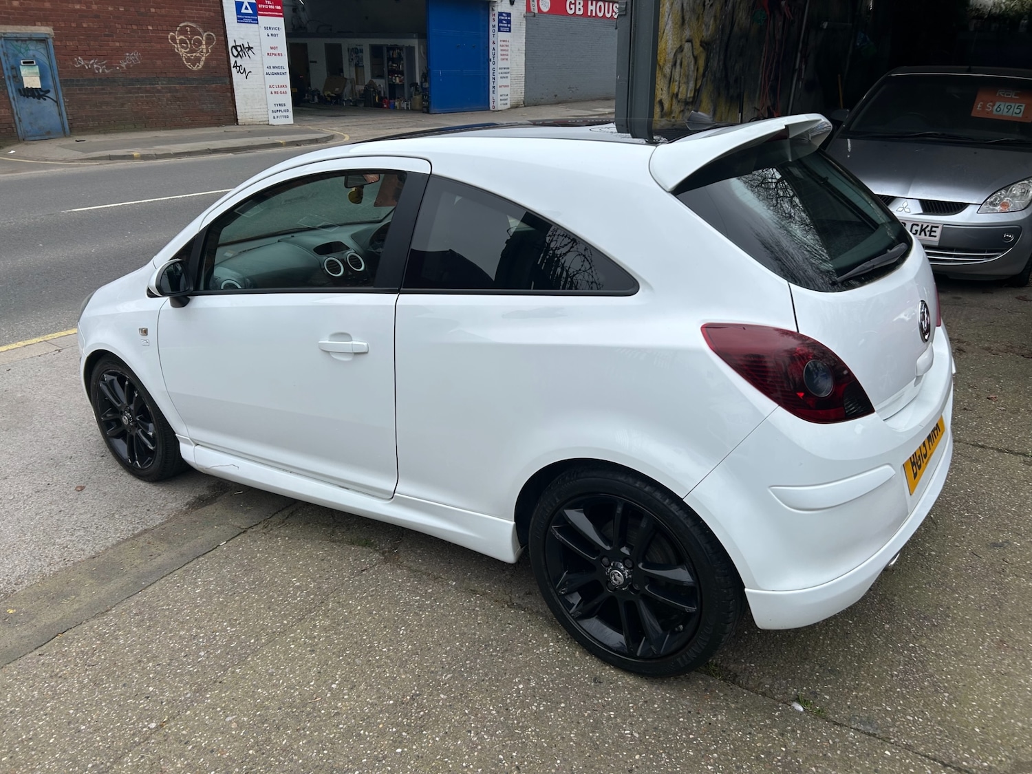 Used Vauxhall Corsa 2013 for sale - 77962498: Photo 4