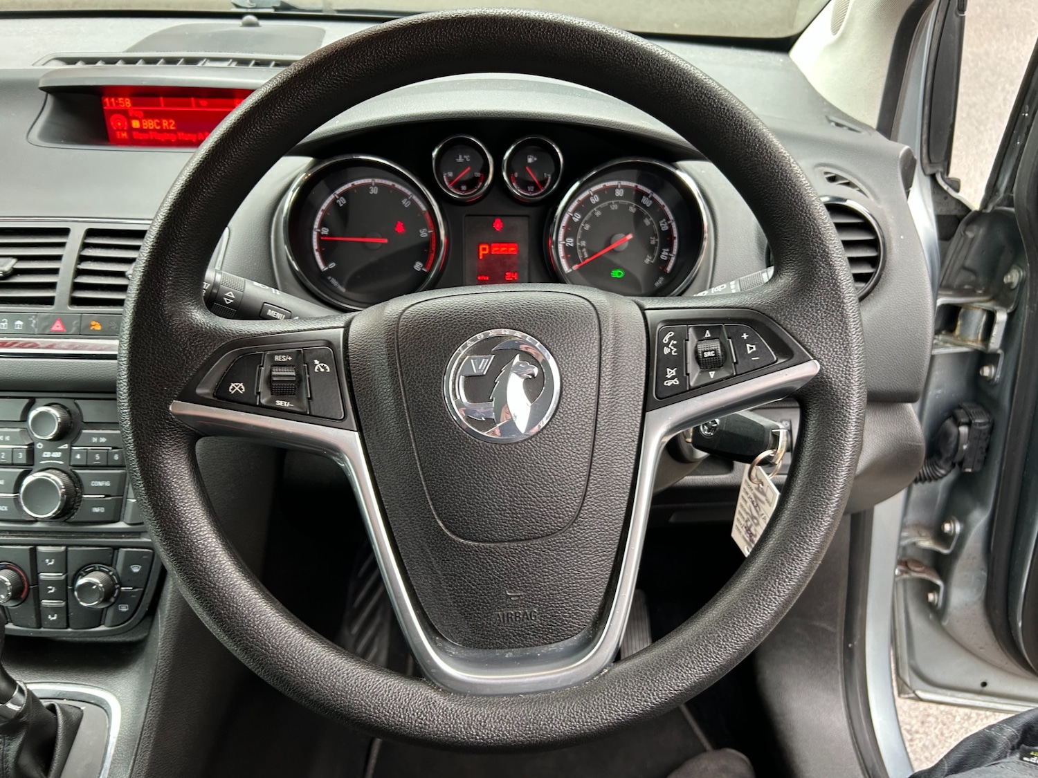 Used Vauxhall Meriva 2010 for sale - 77207558: Photo 13