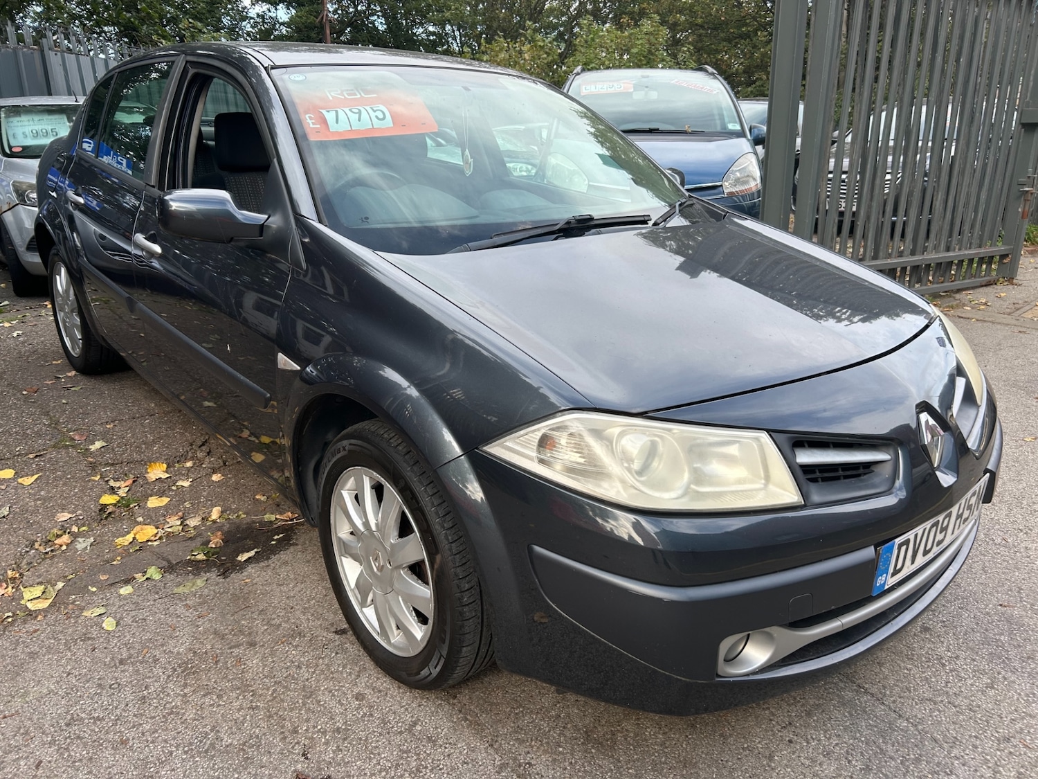 Used Renault Megane 2009 for sale - 76220338: Photo 1
