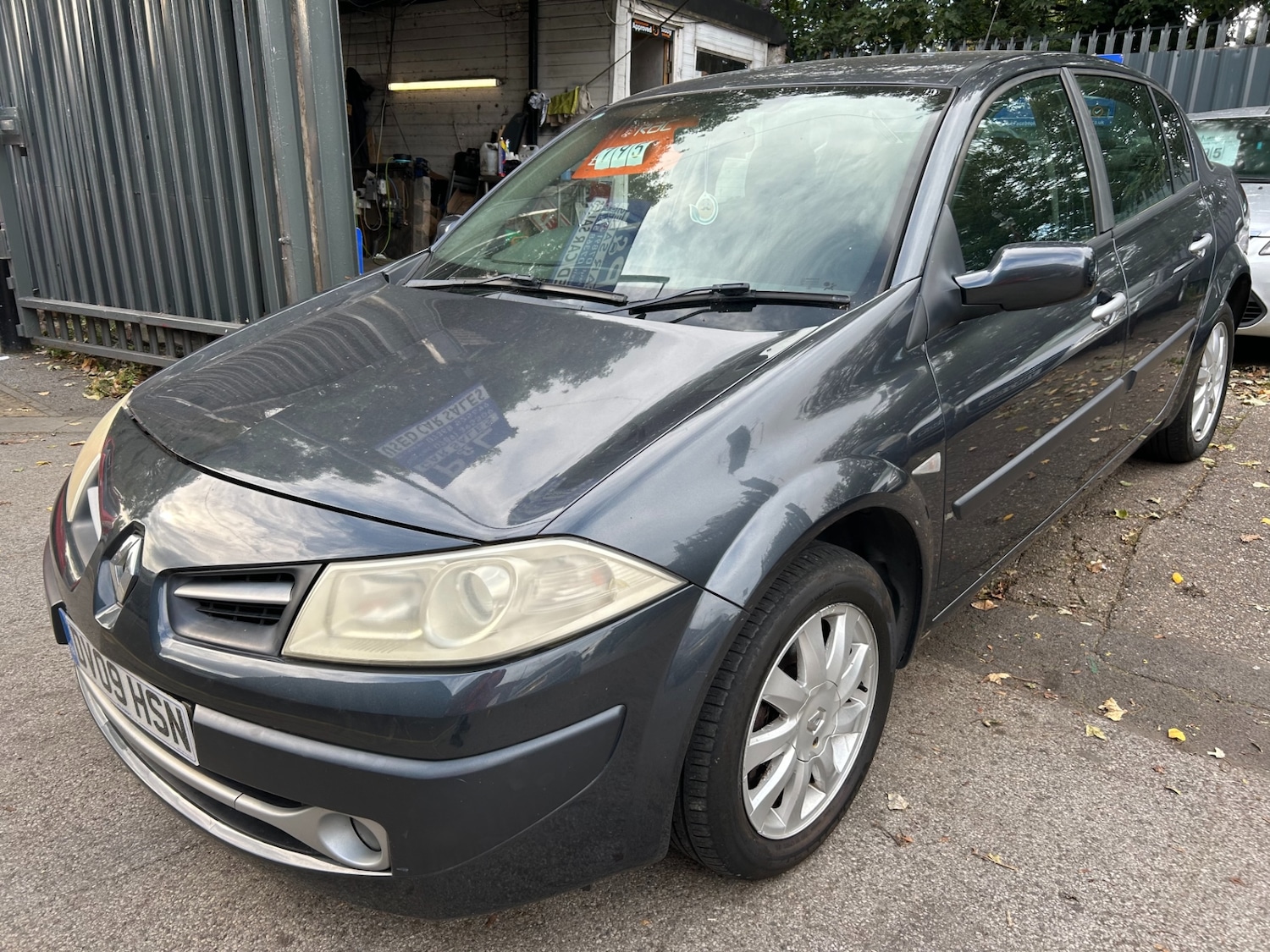 Used Renault Megane 2009 for sale - 76220338: Photo 3
