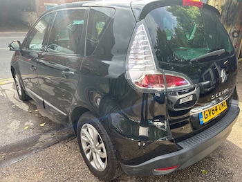 Used Renault Scenic 2015 for sale - 76005694: Photo