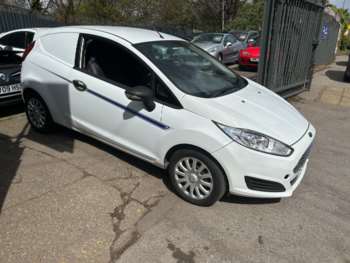 Used Ford Fiesta 2015 for sale - 74435718: Photo
