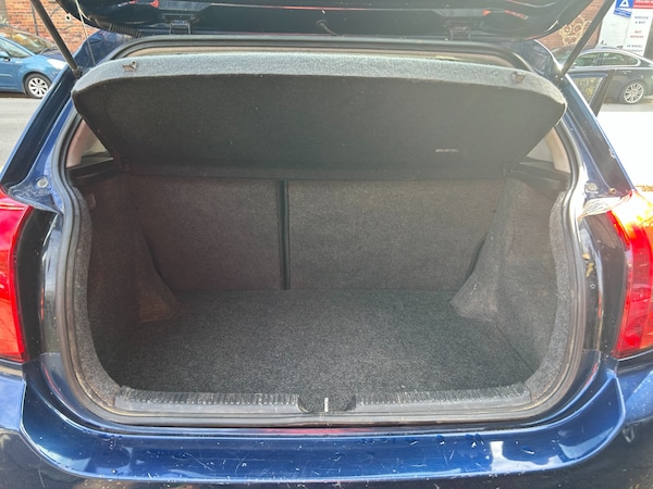 Used Toyota Corolla 2006 for sale - 76243380: Photo 12