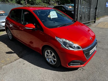 Used Peugeot 208 2015 for sale - 78686147: Photo