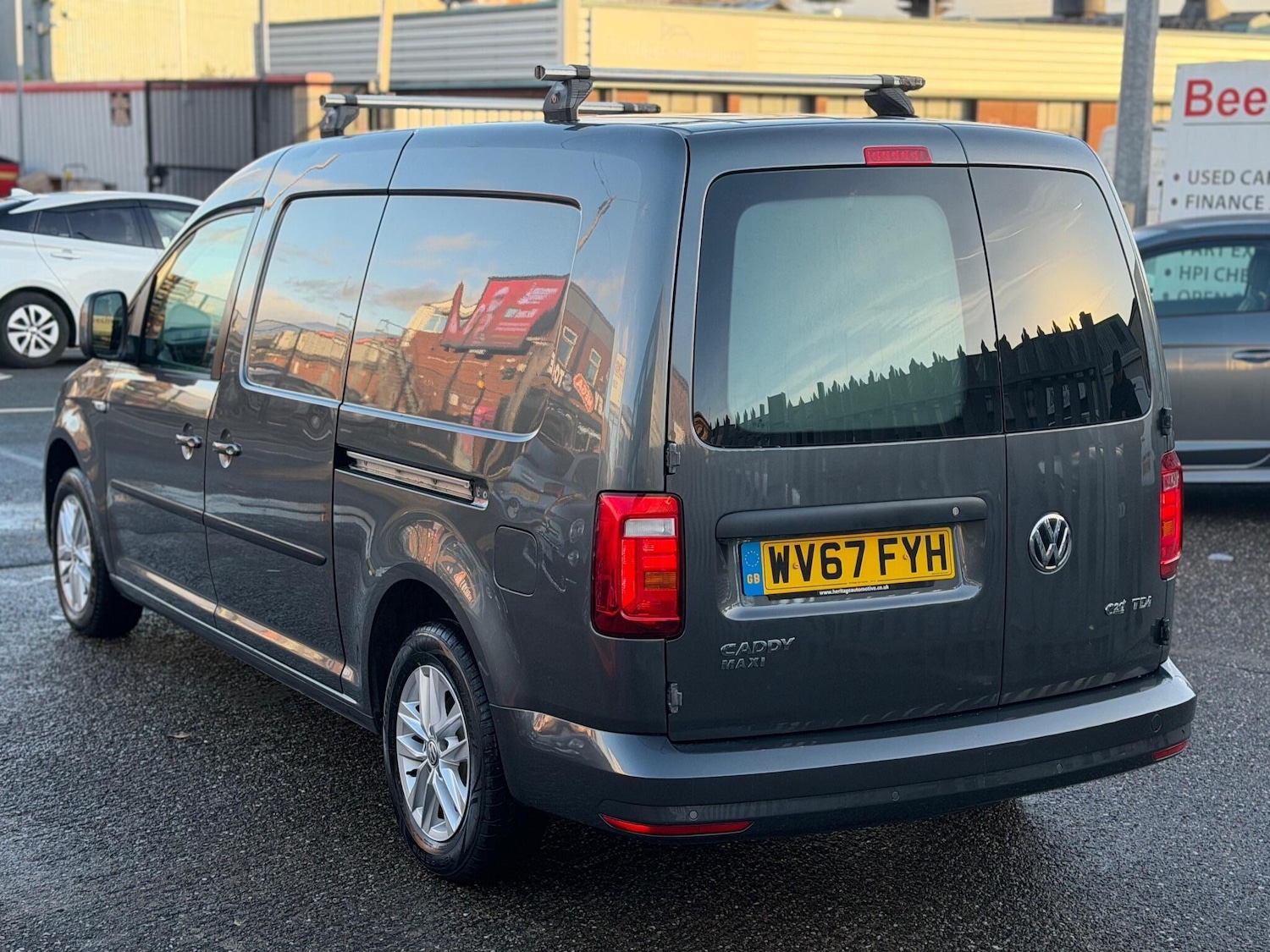 Used Volkswagen Caddy Maxi 2017 for sale - 77345598: Photo 3