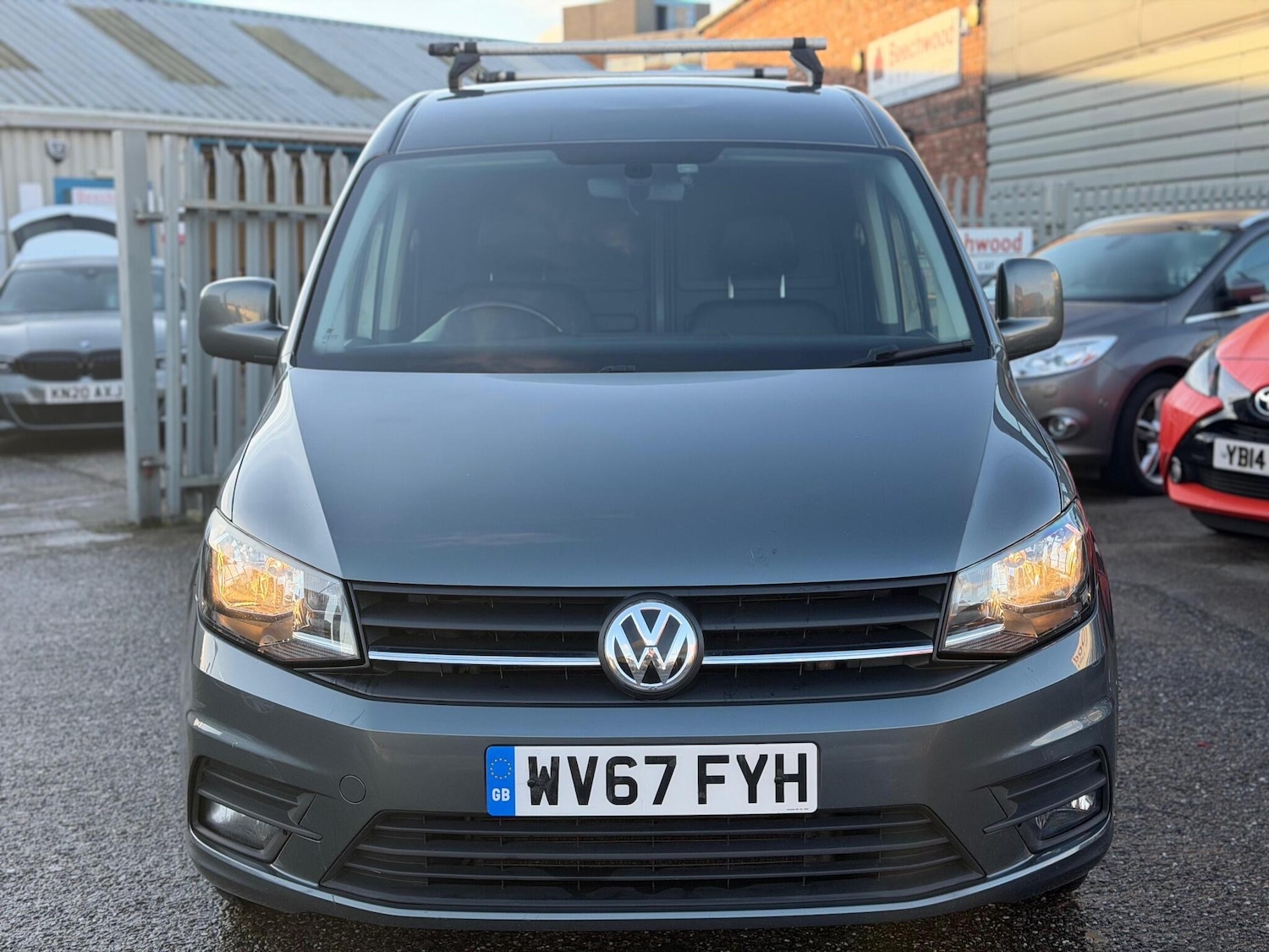 Used Volkswagen Caddy Maxi 2017 for sale - 77345598: Photo 9