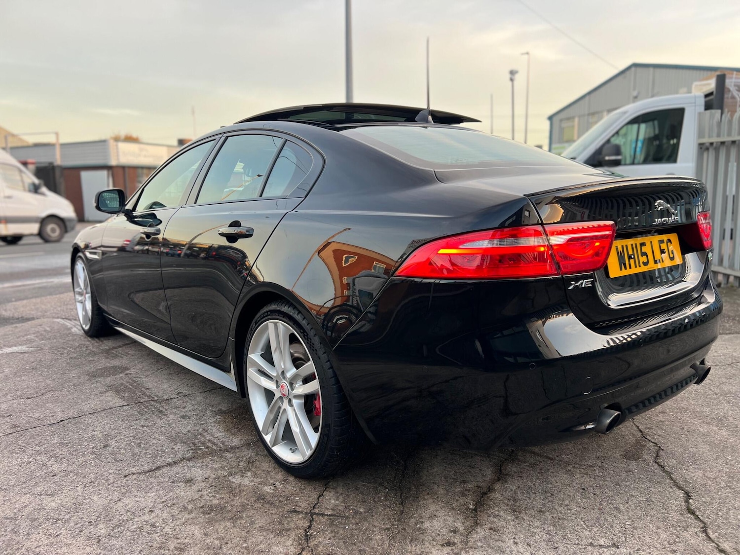 Used Jaguar XE 2015 for sale - 77040988: Photo 9