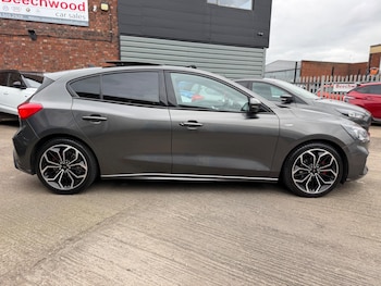 Used Ford Focus 2020 for sale - 78058596: Photo