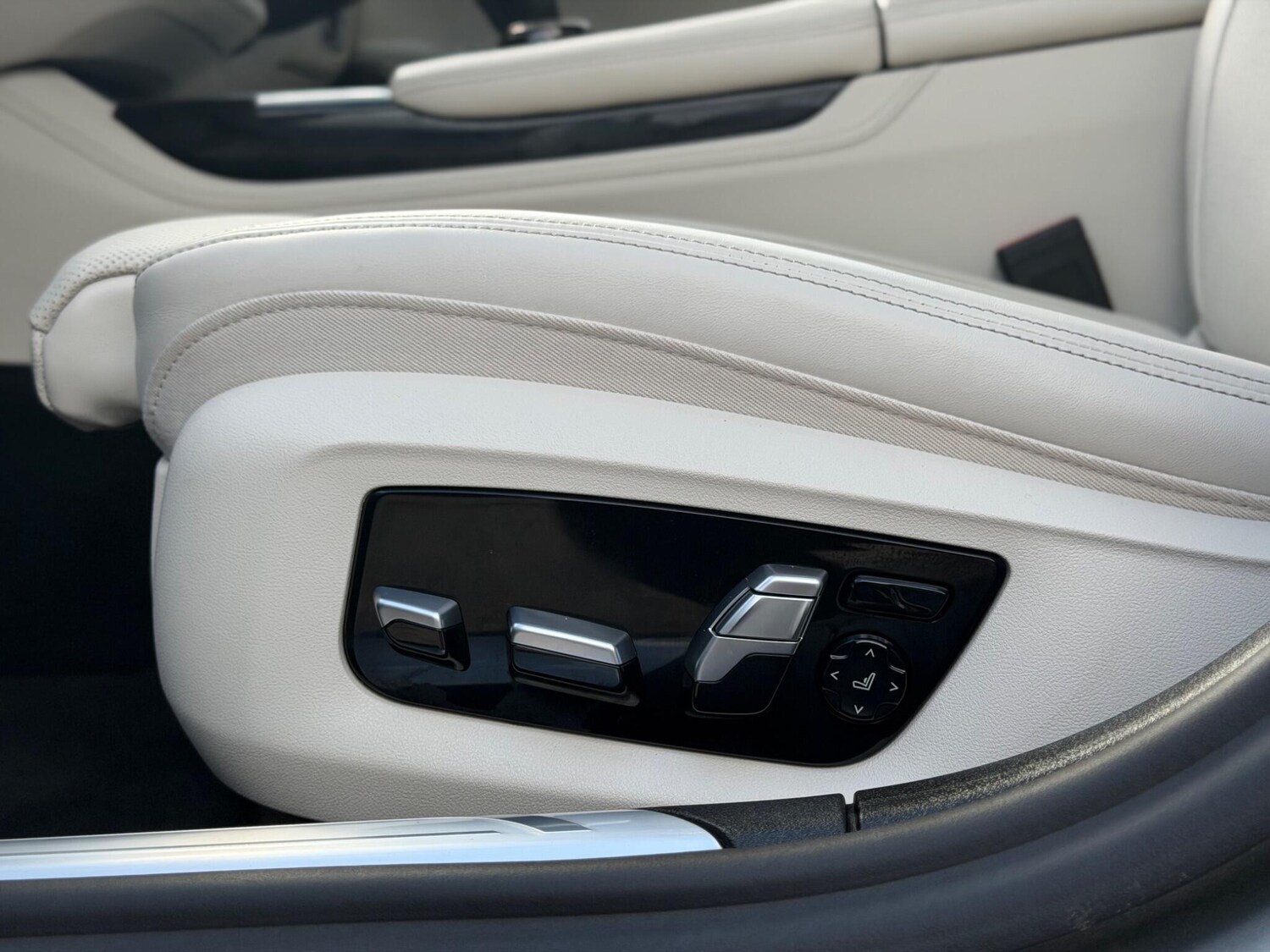 Used BMW 7 Series for sale - 78214254: Photo 43