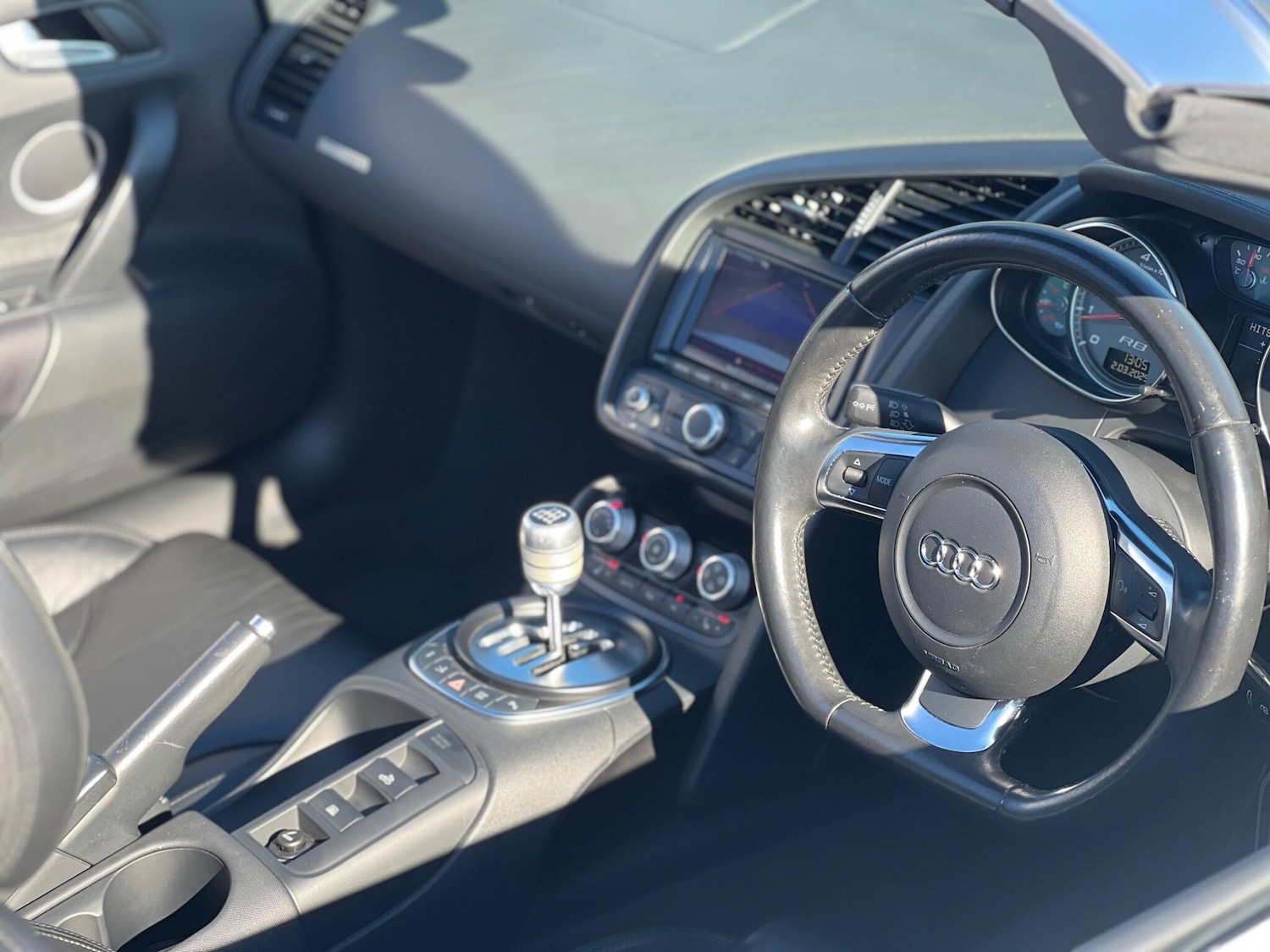 Used Audi R8 2011 for sale - 77799075: Photo 29