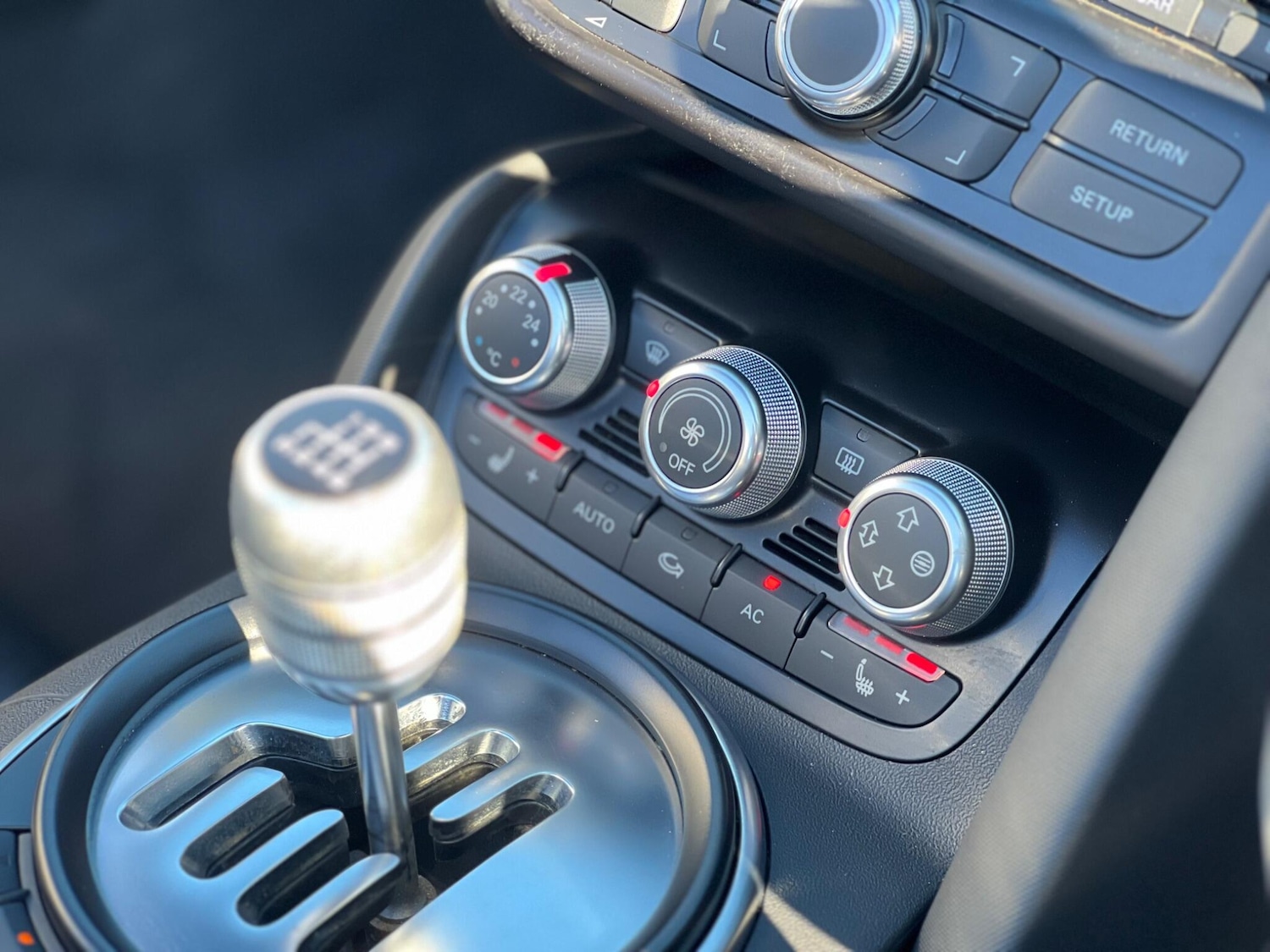 Used Audi R8 2011 for sale - 77799075: Photo 36