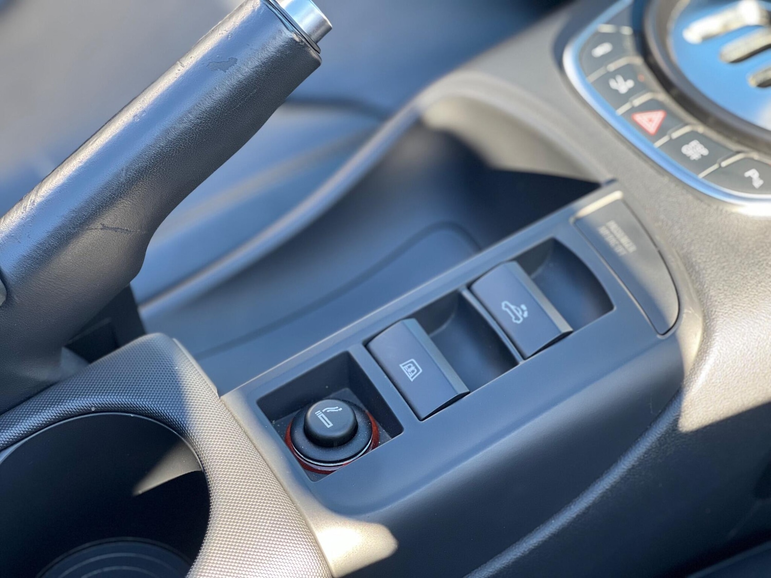 Used Audi R8 2011 for sale - 77799075: Photo 37