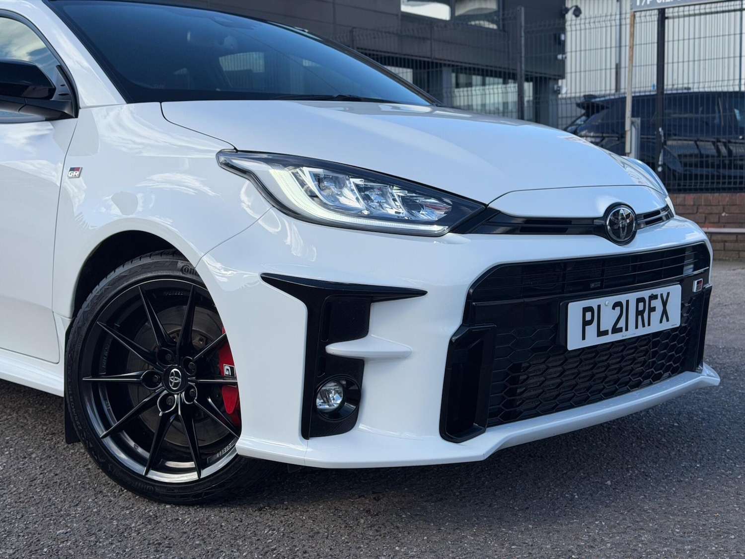 Used Toyota Yaris 2021 for sale - 77909574: Photo 2