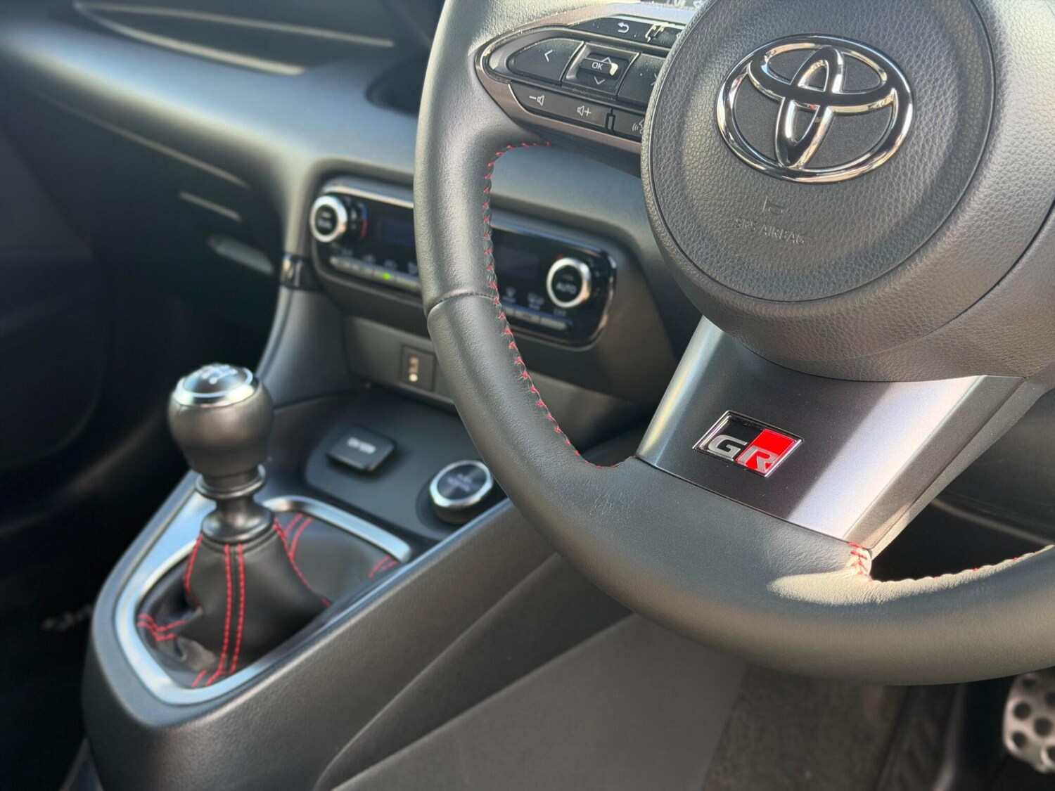 Used Toyota Yaris 2021 for sale - 77909574: Photo 34