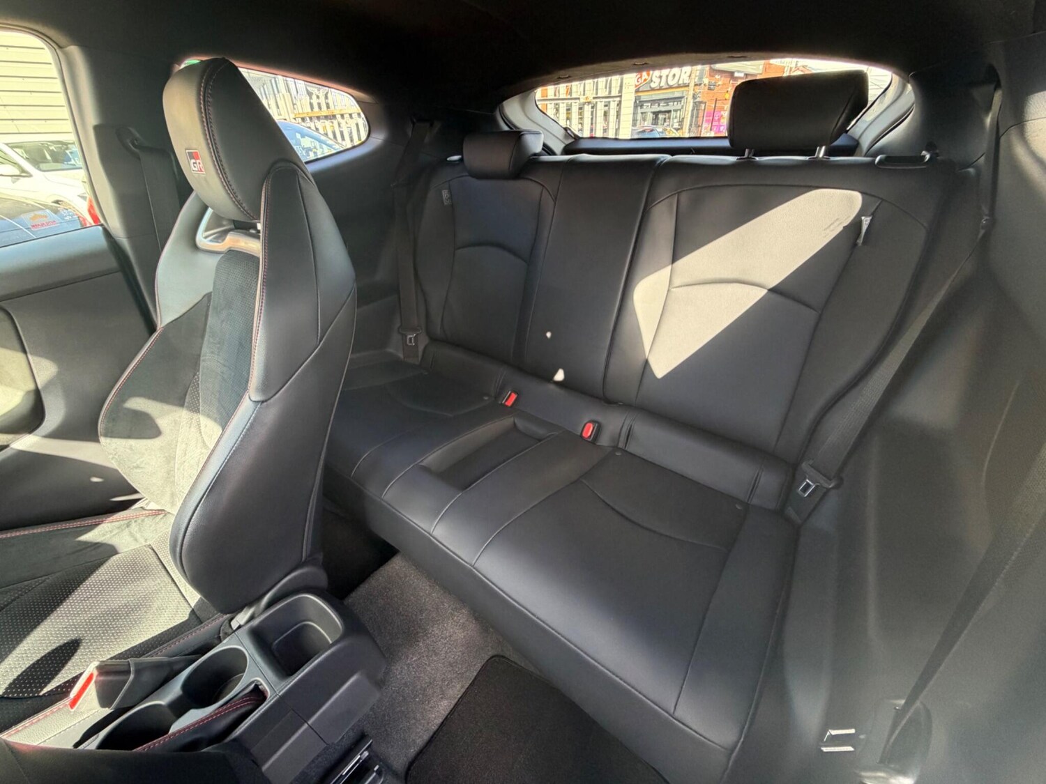 Used Toyota Yaris 2021 for sale - 77909574: Photo 41