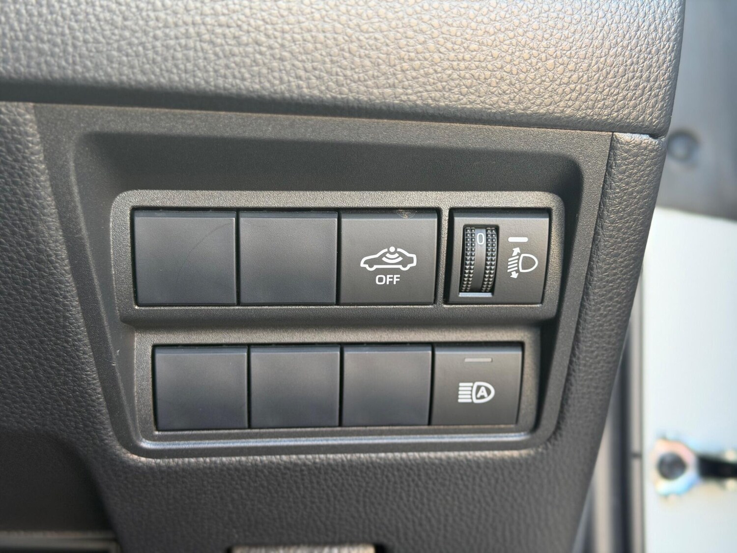 Used Toyota Yaris 2021 for sale - 77909574: Photo 48