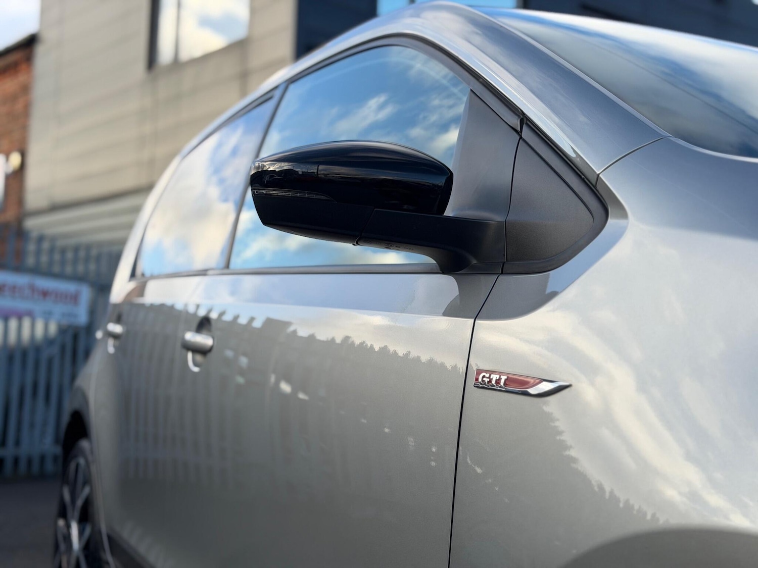 Used Volkswagen up! 2020 for sale - 77237678: Photo 12