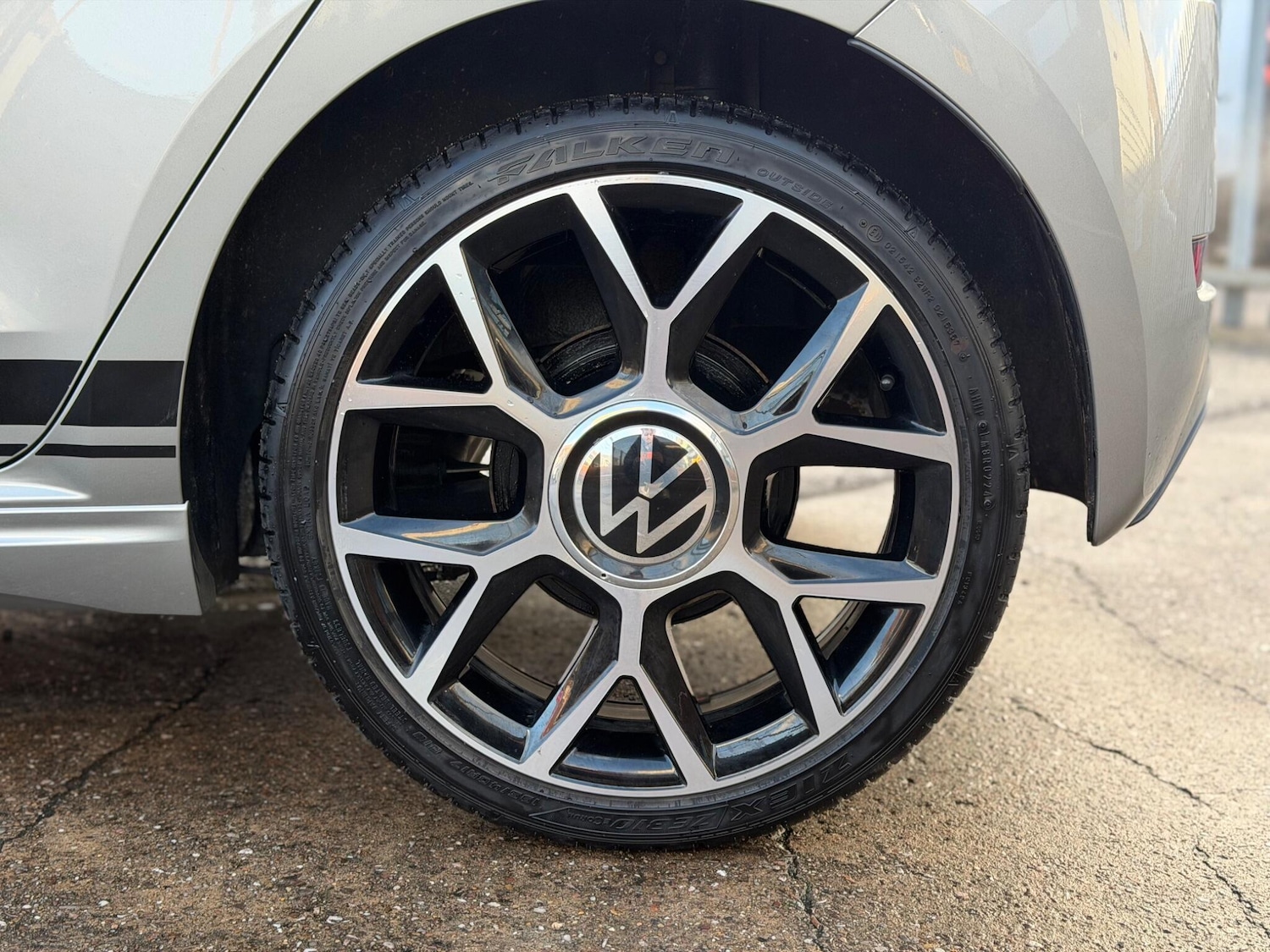 Used Volkswagen up! 2020 for sale - 77237678: Photo 20
