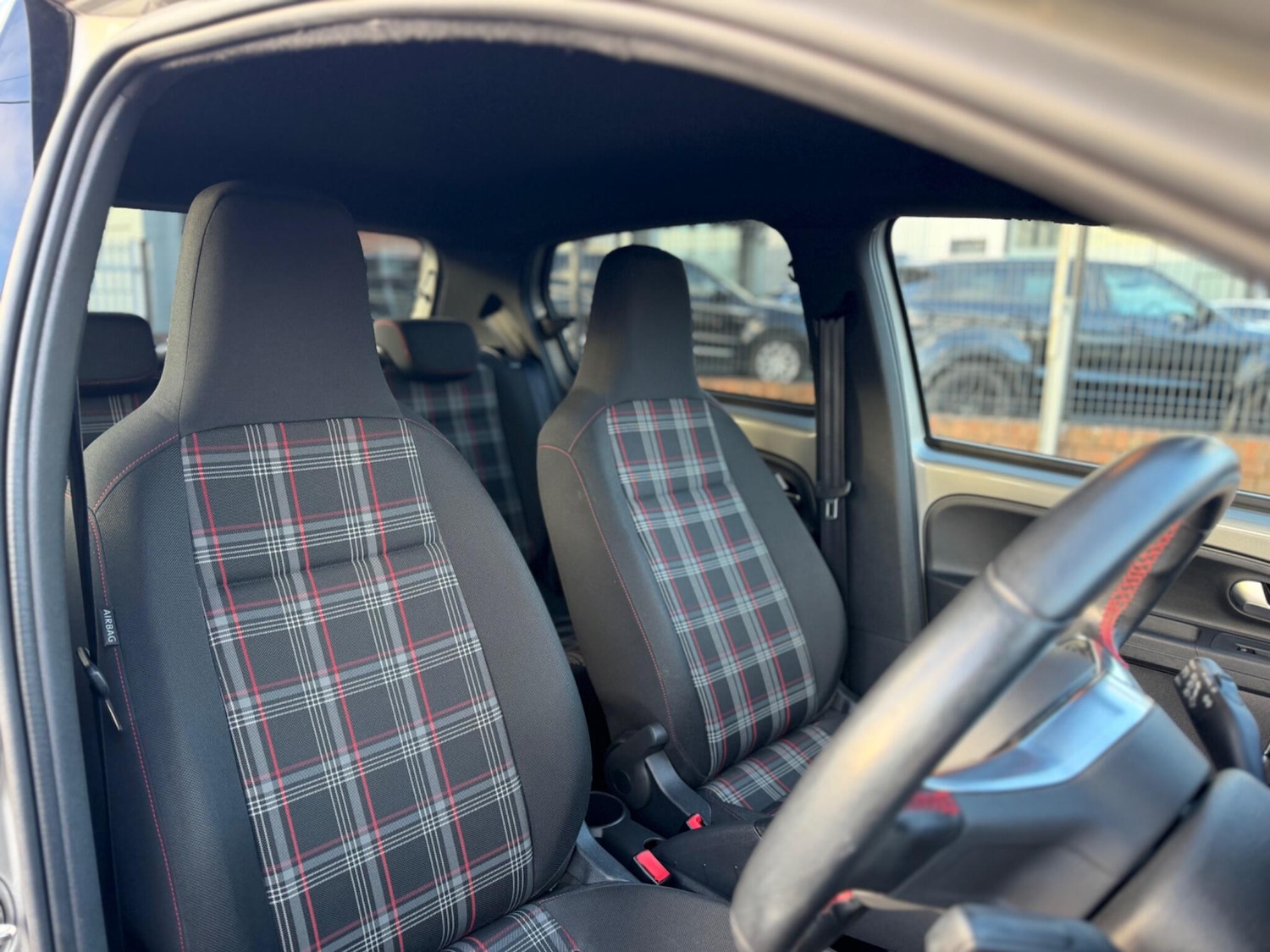 Used Volkswagen up! 2020 for sale - 77237678: Photo 29