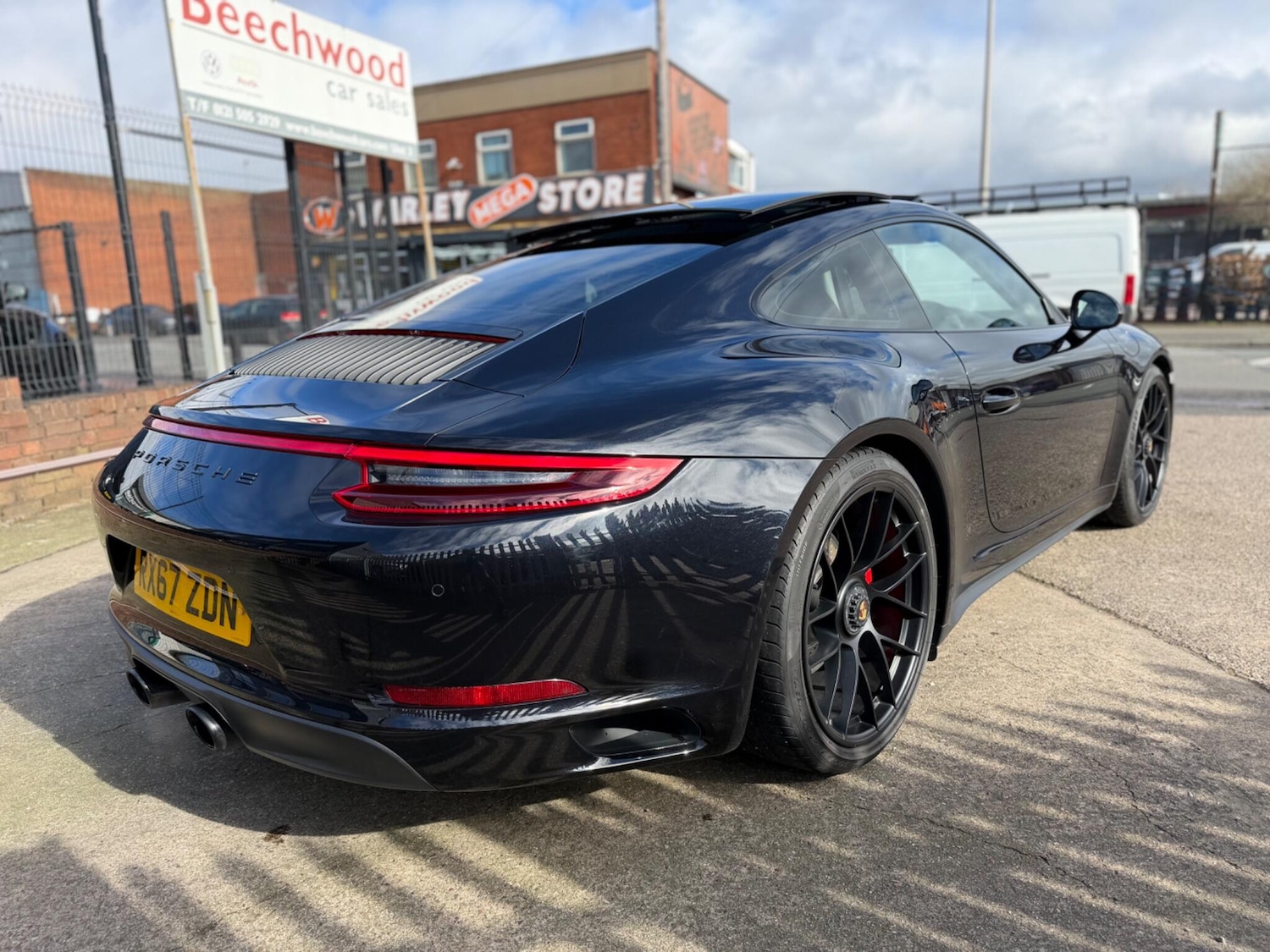 Used Porsche 911 2017 for sale - 77722629: Photo 3