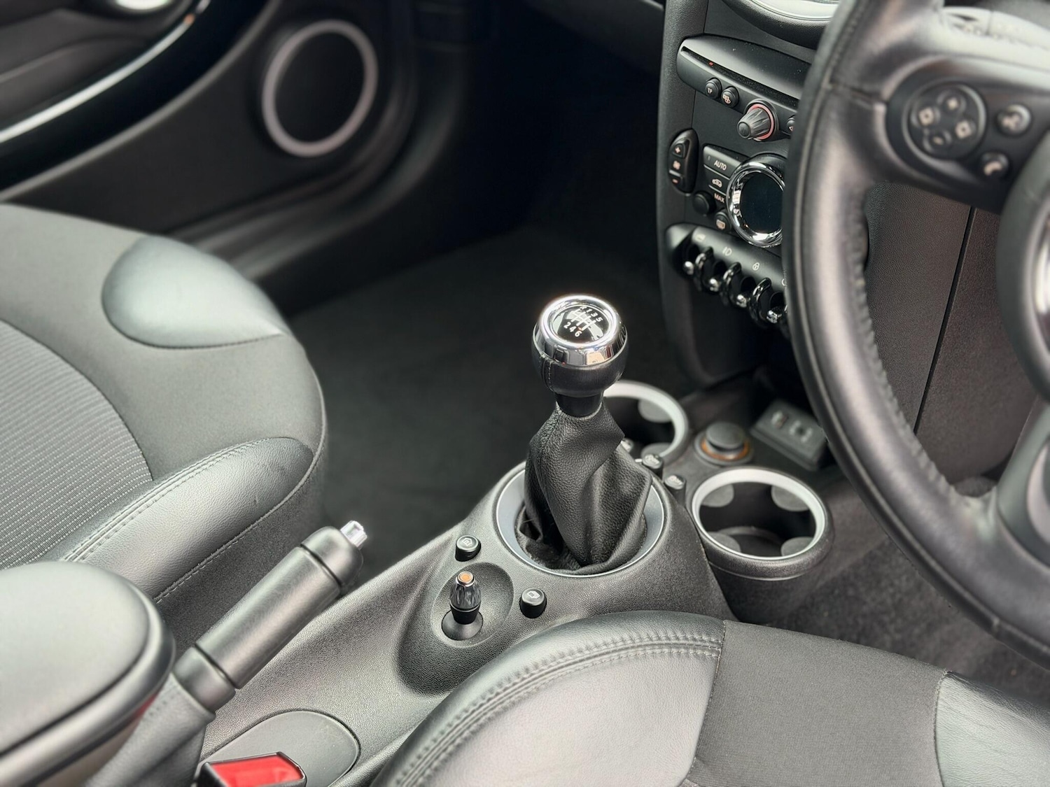 Used MINI Coupe 2015 for sale - 77658130: Photo 21