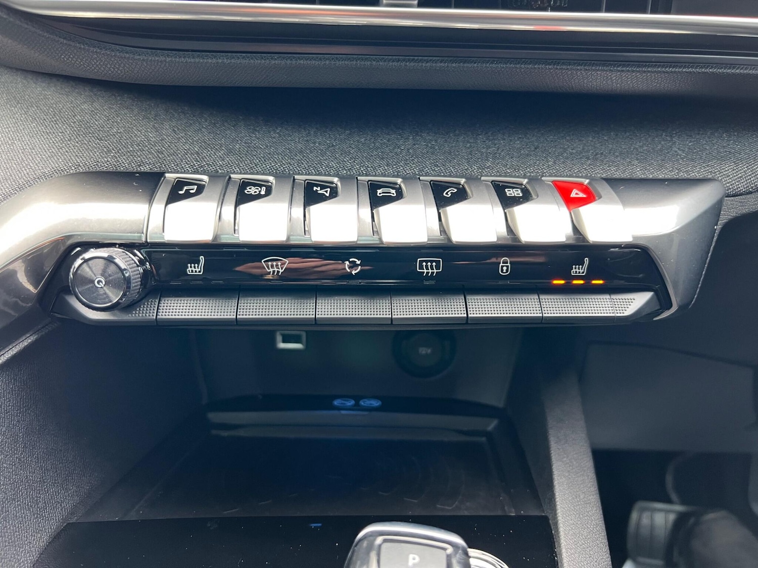 Used Peugeot 3008 2020 for sale - 77039681: Photo 15