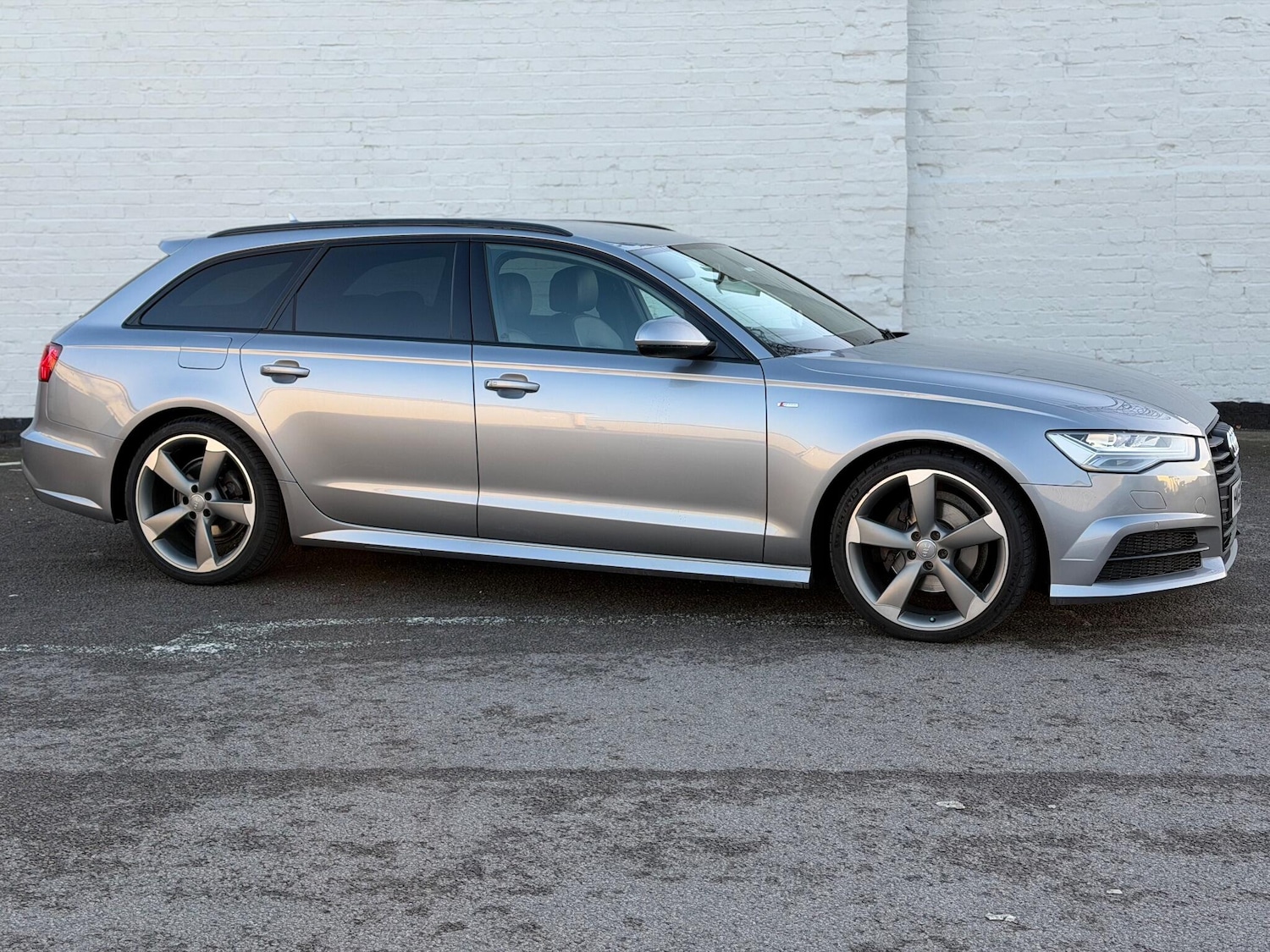 Used Audi A6 2015 for sale - 77081480: Photo 2