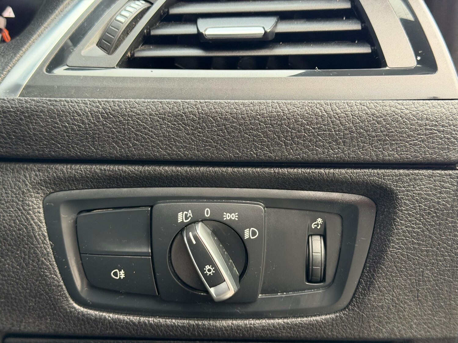 Used BMW 2 Series 2018 for sale - 77478935: Photo 26