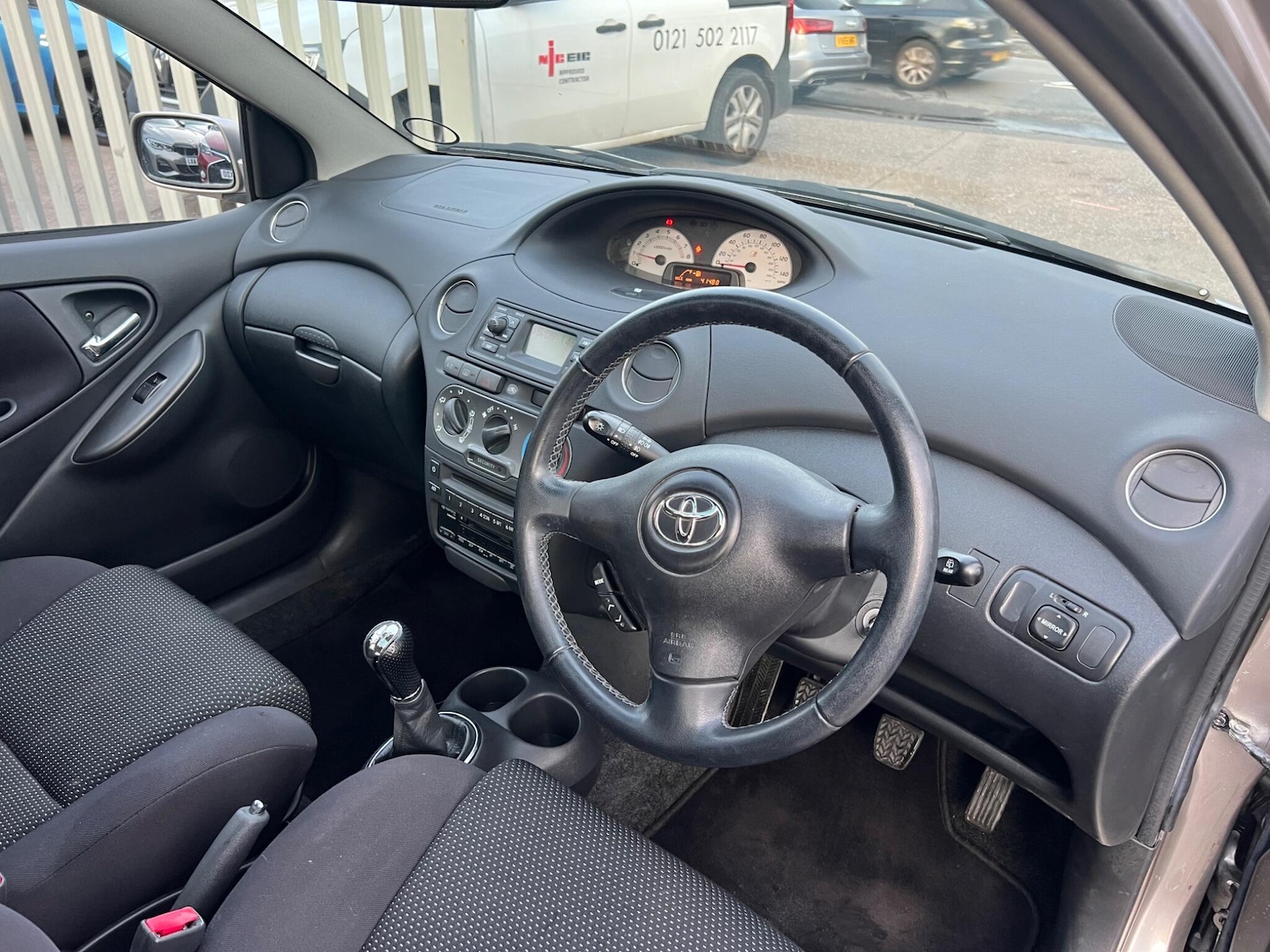 Used Toyota Yaris 2005 for sale - 77039898: Photo 11