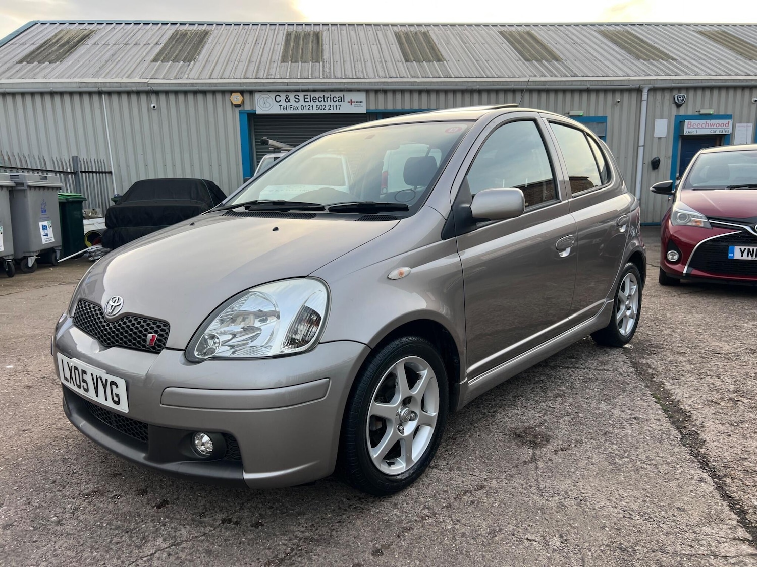 Used Toyota Yaris 2005 for sale - 77039898: Photo 2